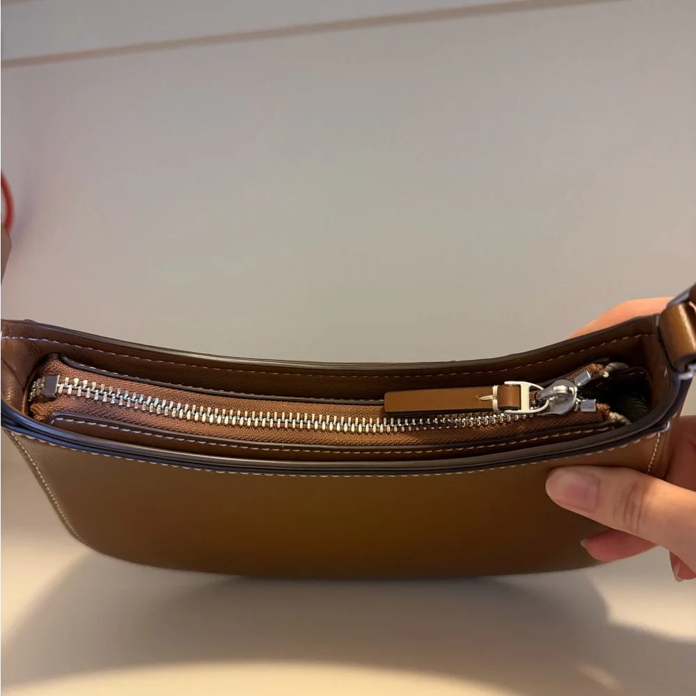 Tory Burch Brown and White Floral Shoulder Bag - Picture 3 of 5